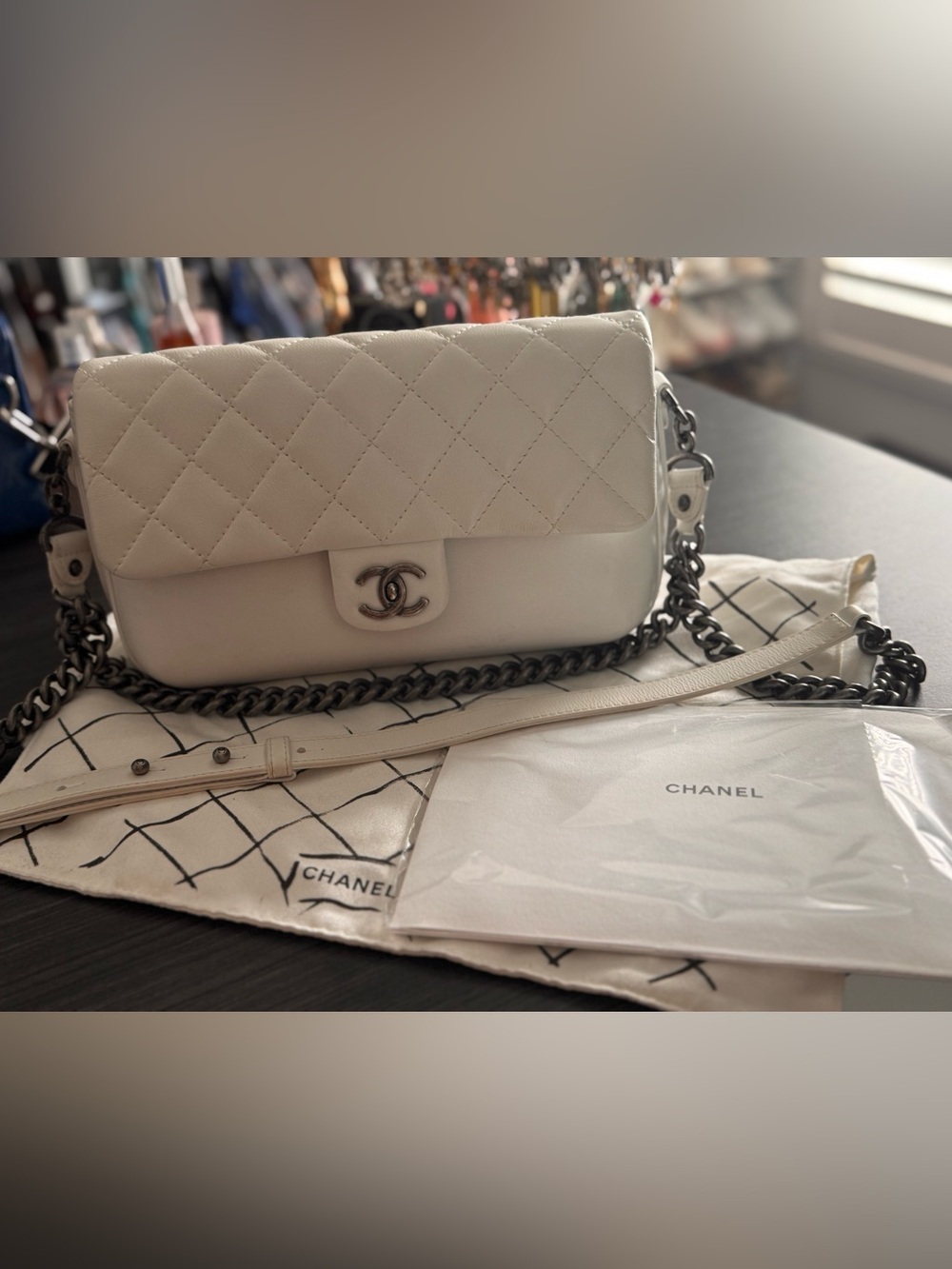 CHANEL 19 white lambskin Quilted Leather Shoulder Bag with Chain Strap